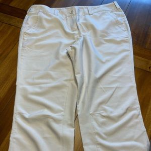 Women’s Nike Golf Capri